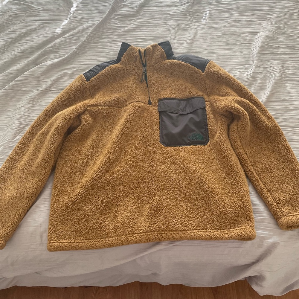 NWOT North Face Sherpa Quarter Zip